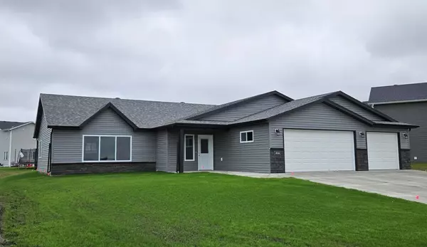 466 Skylane ST, Kindred, ND 58051