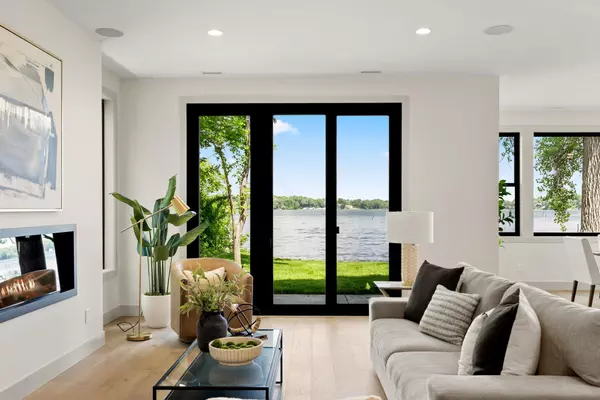 Mound, MN 55364,2006 Shorewood LN