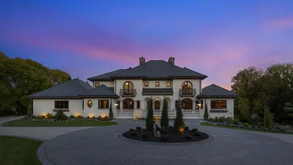 Wayzata, MN 55391,1560 Hunter DR