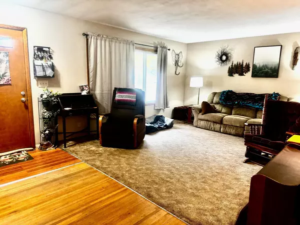 Fargo, ND 58103,1834 14 1/2 ST S