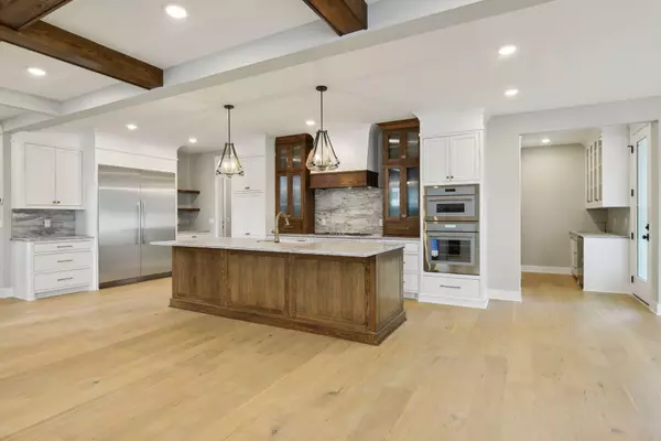 Edina, MN 55436,4509 Oxford AVE