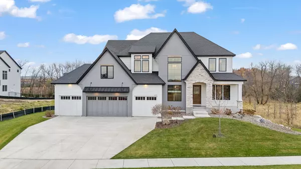 1979 Leaping Deer CIR, Hamel, MN 55340