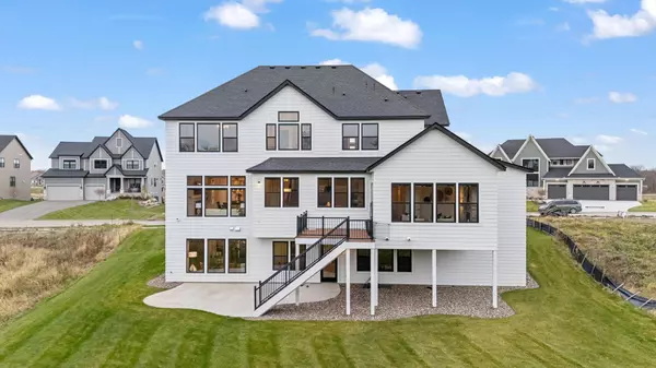 Hamel, MN 55340,1979 Leaping Deer CIR