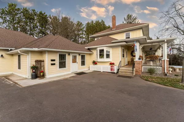 Cloquet, MN 55720,925 14th ST