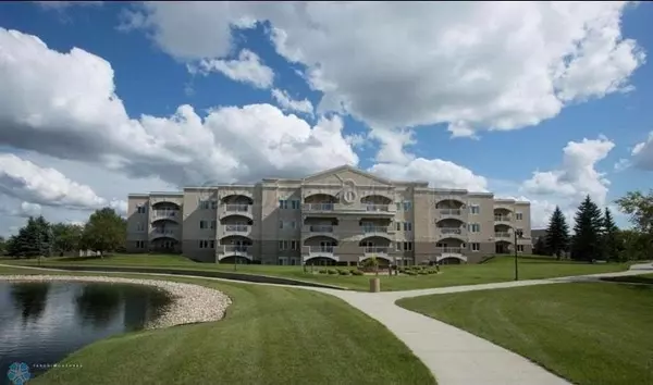 2501 30th AVE S, Fargo, ND 58103