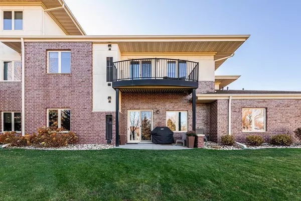 3200 11th ST S, Fargo, ND 58104