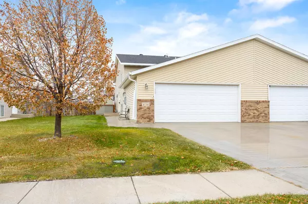 4758 Townsite PL S, Fargo, ND 58104