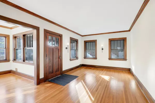 Minneapolis, MN 55406,4212 Nawadaha BLVD