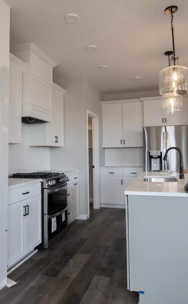 Lakeville, MN 55044,20262 Keystone AVE