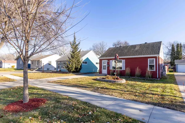 Fargo, ND 58103,1410 14 1/2 ST S