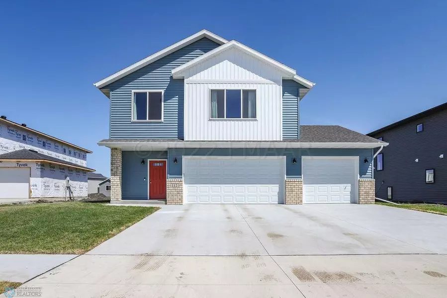 112 6 ST E, Horace, ND 58047