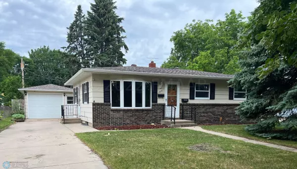 1415 19TH 1/2 ST S, Moorhead, MN 56560
