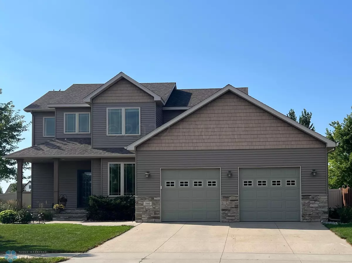 Moorhead, MN 56560,560 QUEENS CT