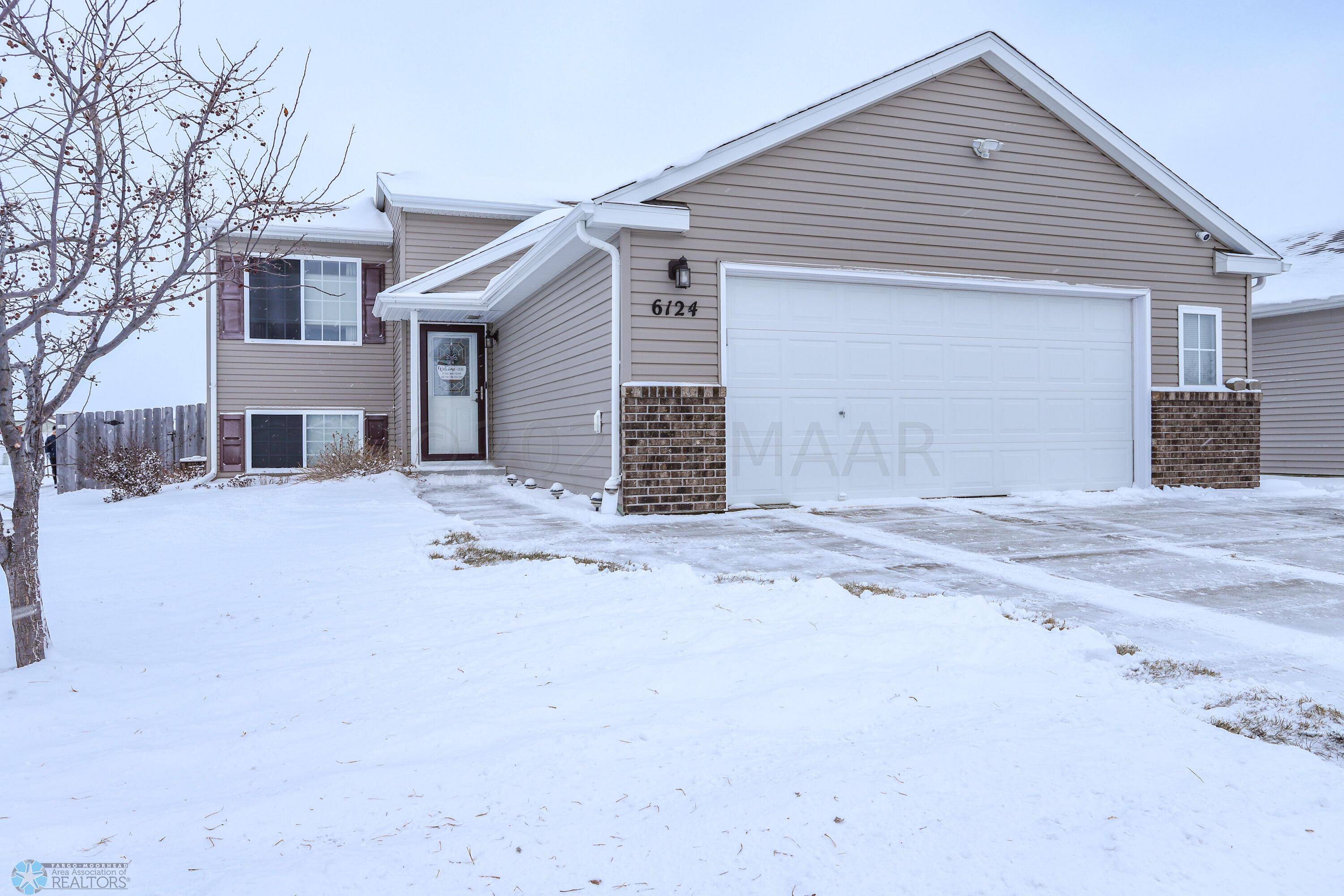 6124 22 ST S, Fargo, ND 58104