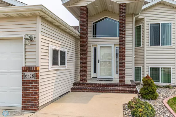 Fargo, ND 58104,6828 24 ST S