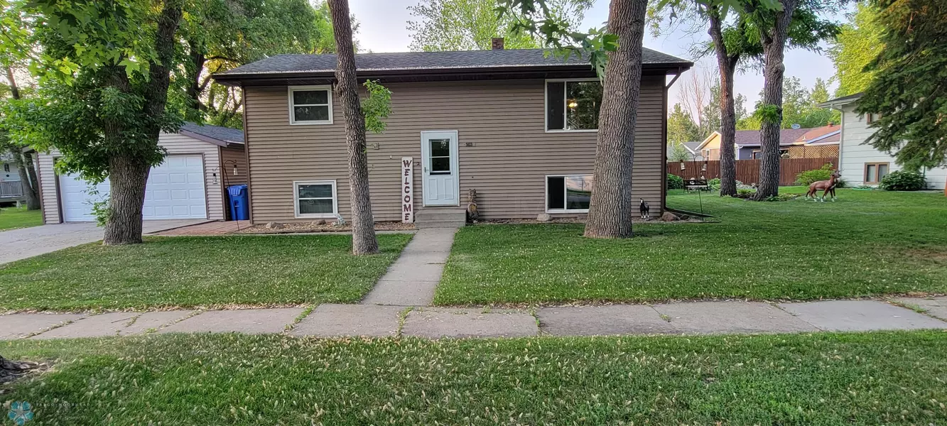 503 2 AVE NW, Barnesville, MN 56514