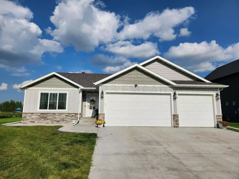 10110 BURGUNDY DR, Horace, ND 58047