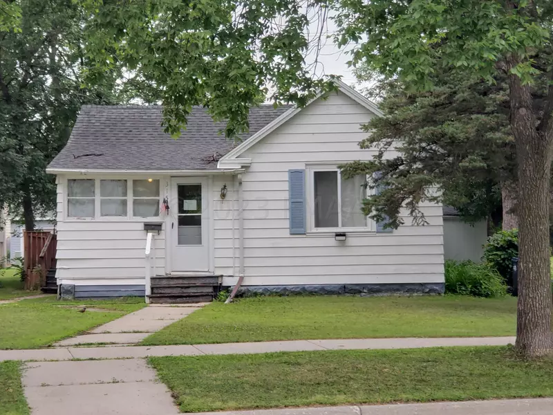 315 MAIN ST, Breckenridge, MN 56520