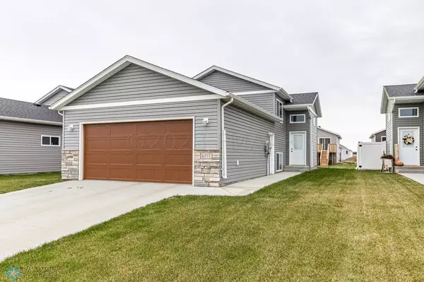 Horace, ND 58047,6717 70 AVE S