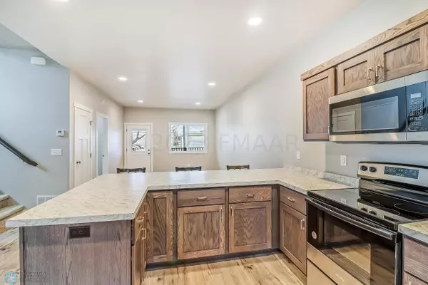 Fargo, ND 58103,1412 1 AVE S