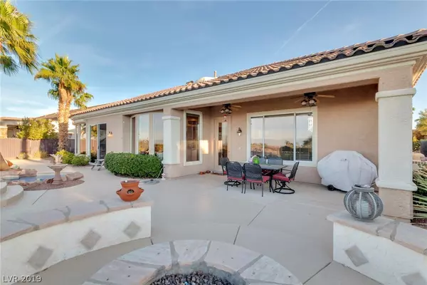 Henderson, NV 89052,2564 Forest City DR #.