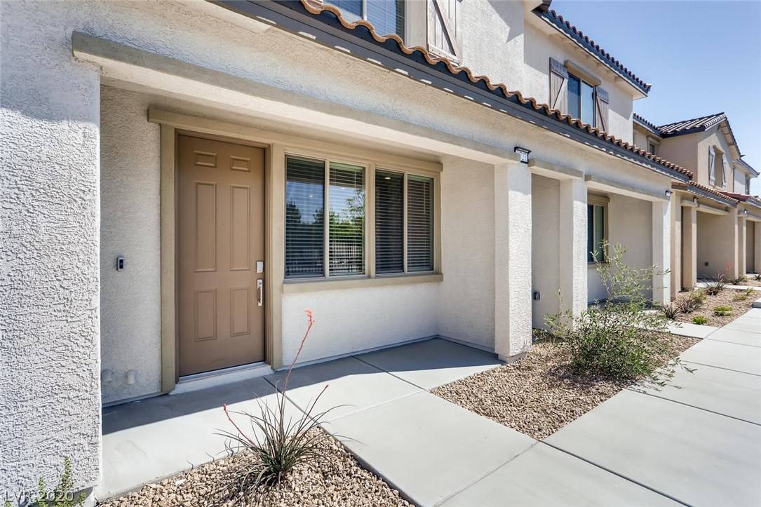 Las Vegas, NV 89148,8727 MOHER CLIFFS CIR