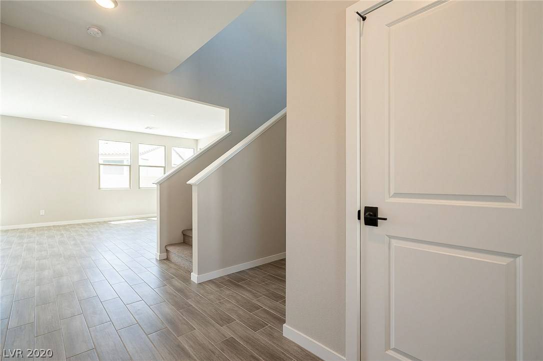 North Las Vegas, NV 89084,6840 HERRON HOLLOW LN