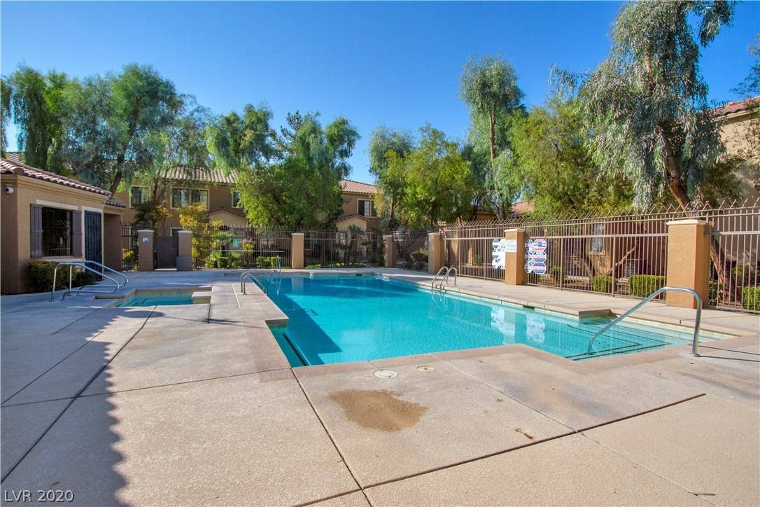 Las Vegas, NV 89108,2161 Hussium Hills #106