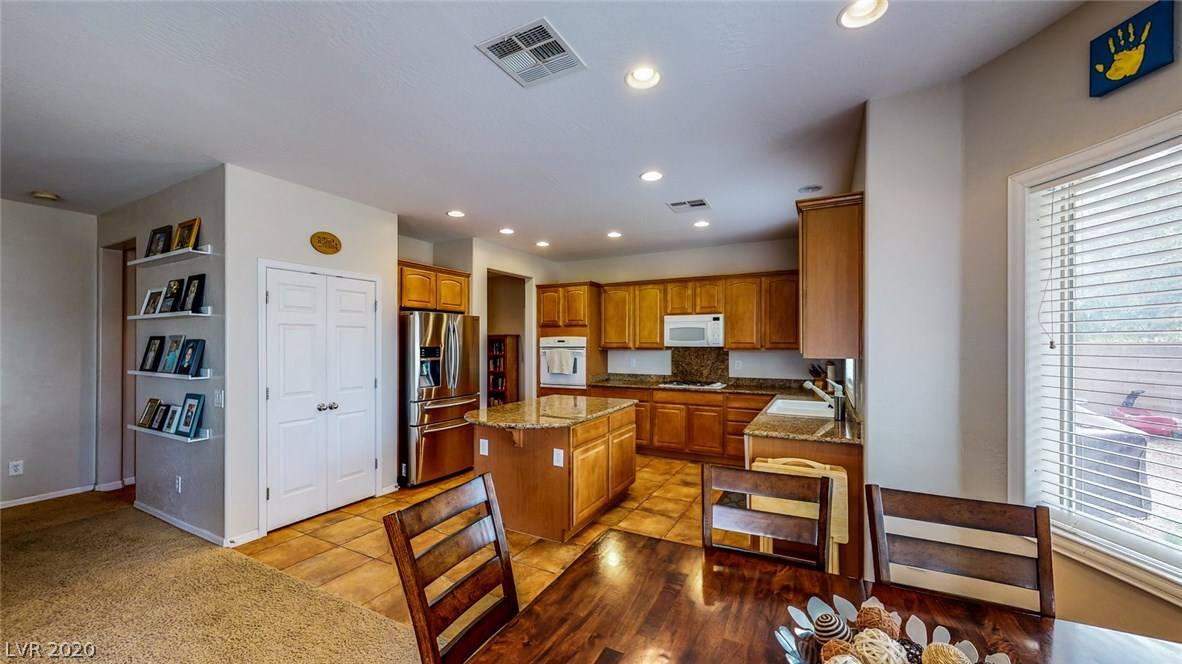 Las Vegas, NV 89131,8329 Imperial Lakes ST
