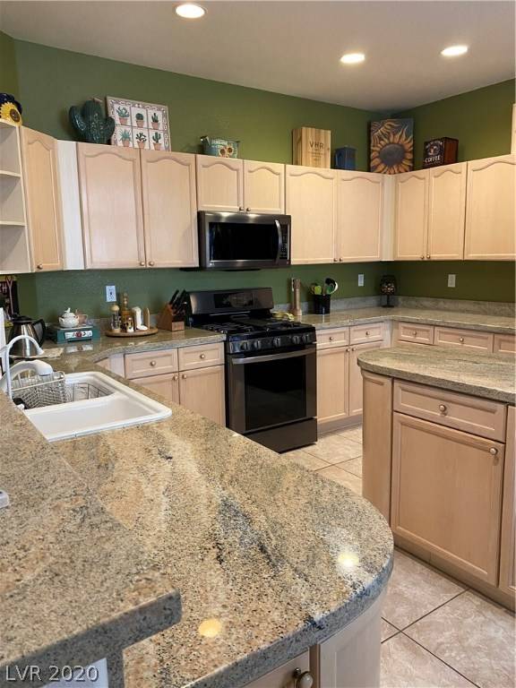Las Vegas, NV 89147,8928 LA MANGA AVE
