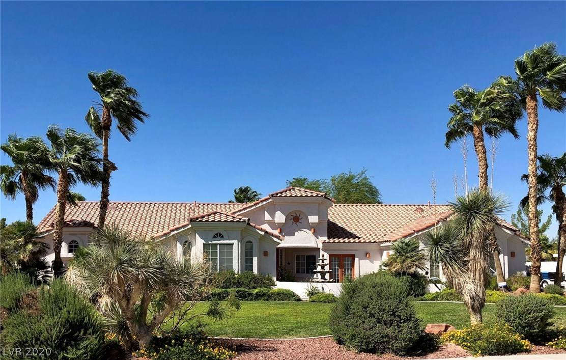 51 Whitewind LN, Las Vegas, NV 89110