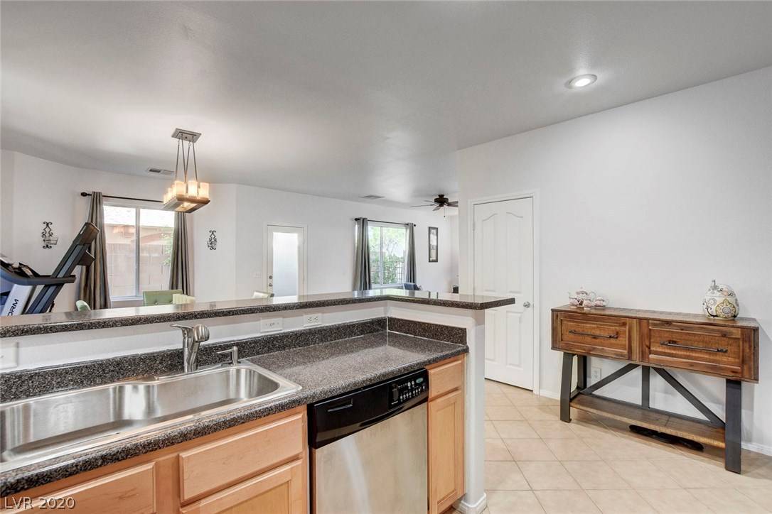 Las Vegas, NV 89149,8952 Tamar Sage