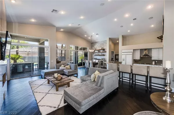 520 Summer Mesa DR, Las Vegas, NV 89144