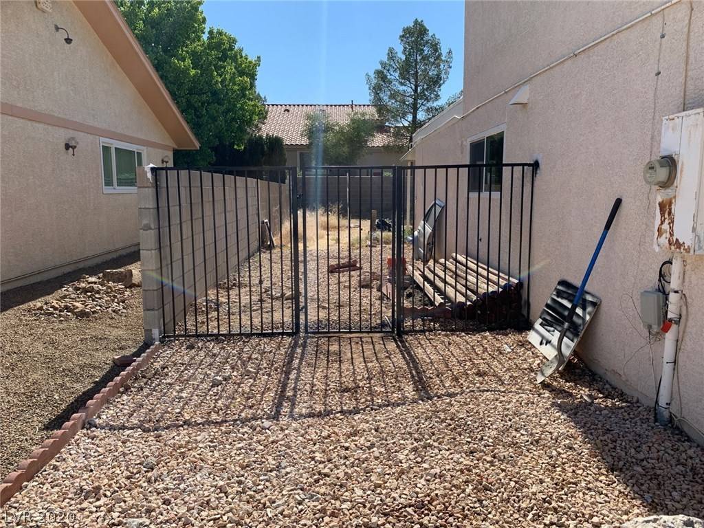 Las Vegas, NV 89145,804 Thrush DR
