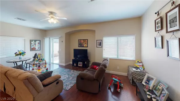 Henderson, NV 89002,1081 Pleasure LN #103