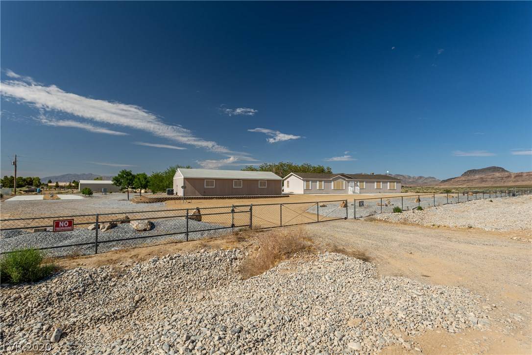2151 W Harris Farm RD, Pahrump, NV 89060