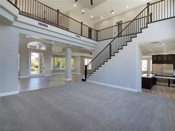 Henderson, NV 89011,10 Grand Corniche DR