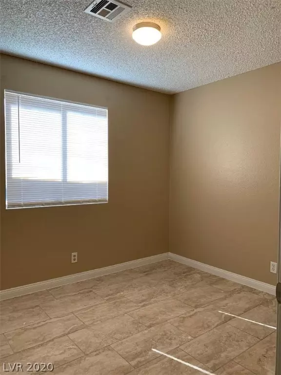 Las Vegas, NV 89110,5262 Bobbie Jo LN
