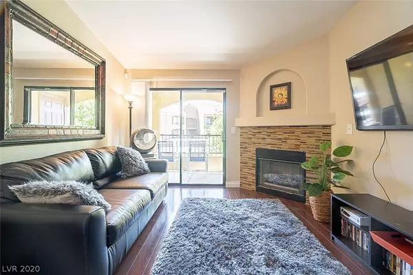 Henderson, NV 89052,950 Seven Hills DR #2124