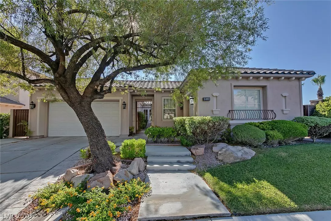 Las Vegas, NV 89135,2492 Hollow Rock CT