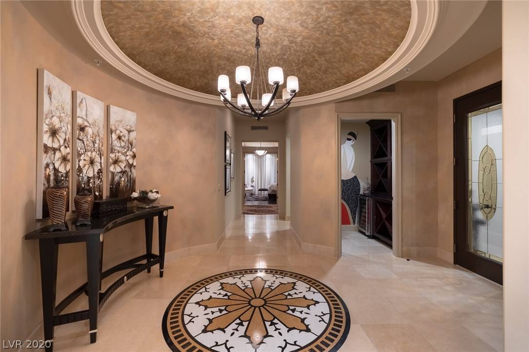 Las Vegas, NV 89145,9101 ALTA DR #205