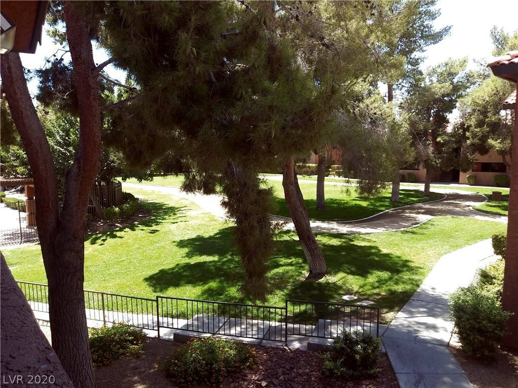 Las Vegas, NV 89108,2451 Rainbow BLVD #2077