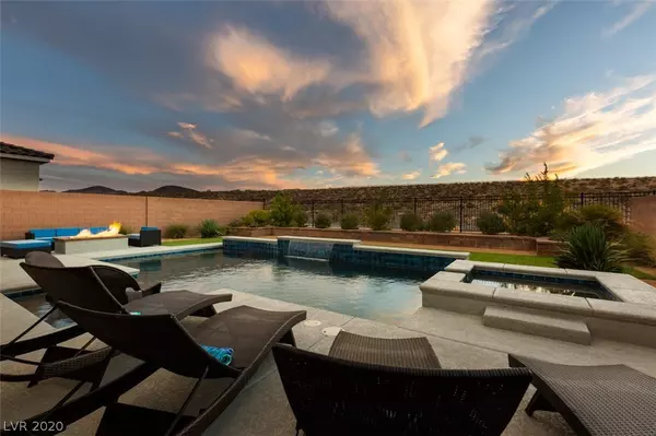 2465 Cingoli ST, Henderson, NV 89044