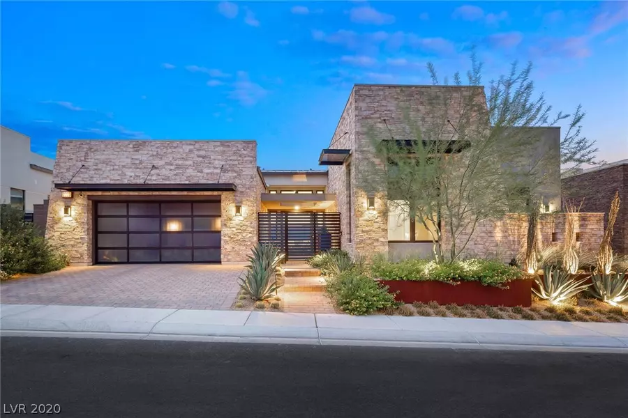 2220 Overlook Canyon LN, Henderson, NV 89052