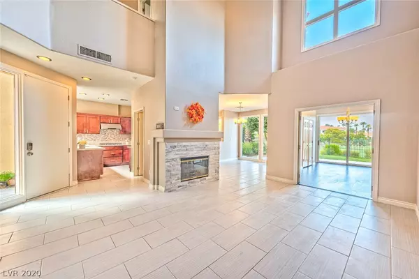 Las Vegas, NV 89117,2104 Lookout Point CIR