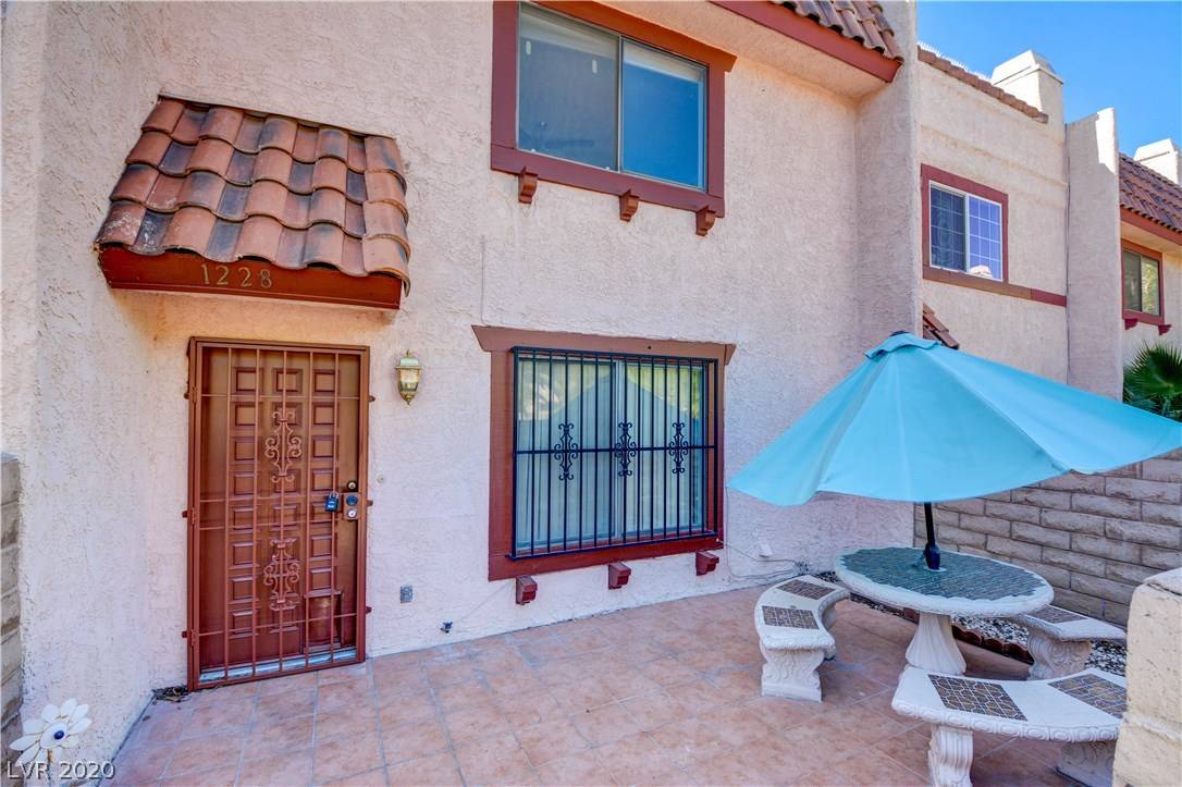 Las Vegas, NV 89119,1228 Rawhide ST
