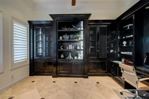 Henderson, NV 89052,5 Marsh Landing CT