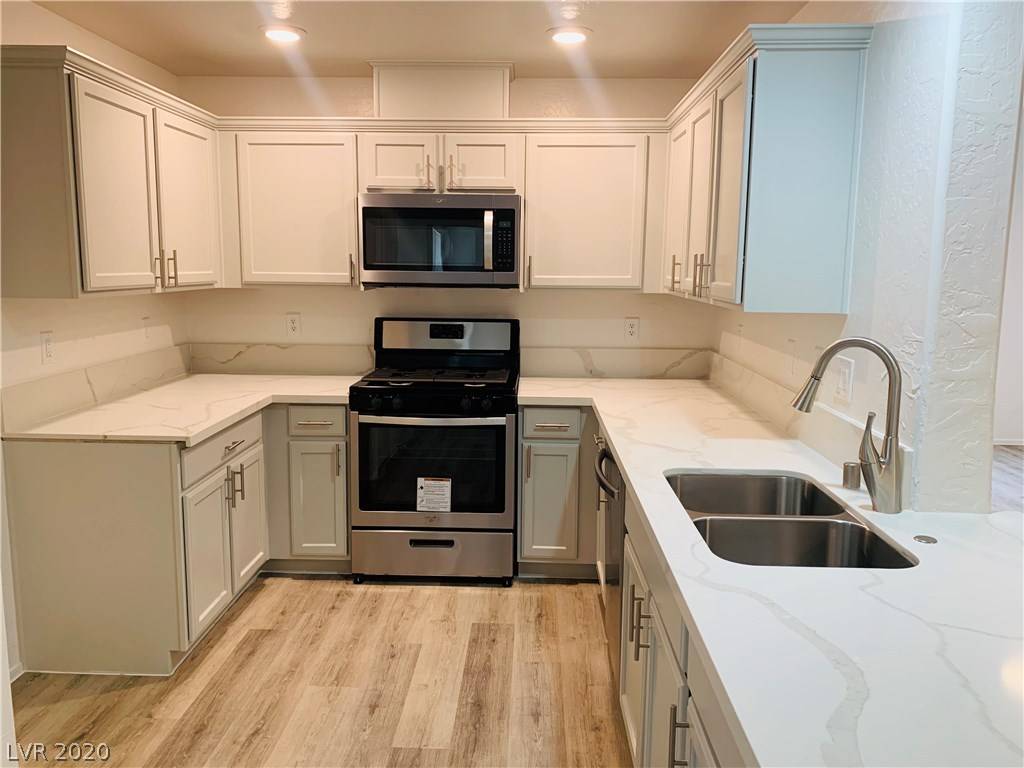 North Las Vegas, NV 89084,6655 Abruzzi DR #104