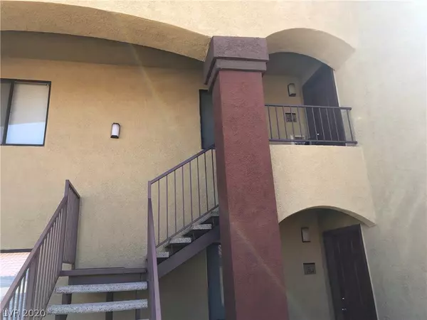 Henderson, NV 89052,950 Seven Hills DR #1524