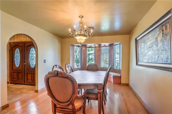 Las Vegas, NV 89117,2291 S Pioneer WAY